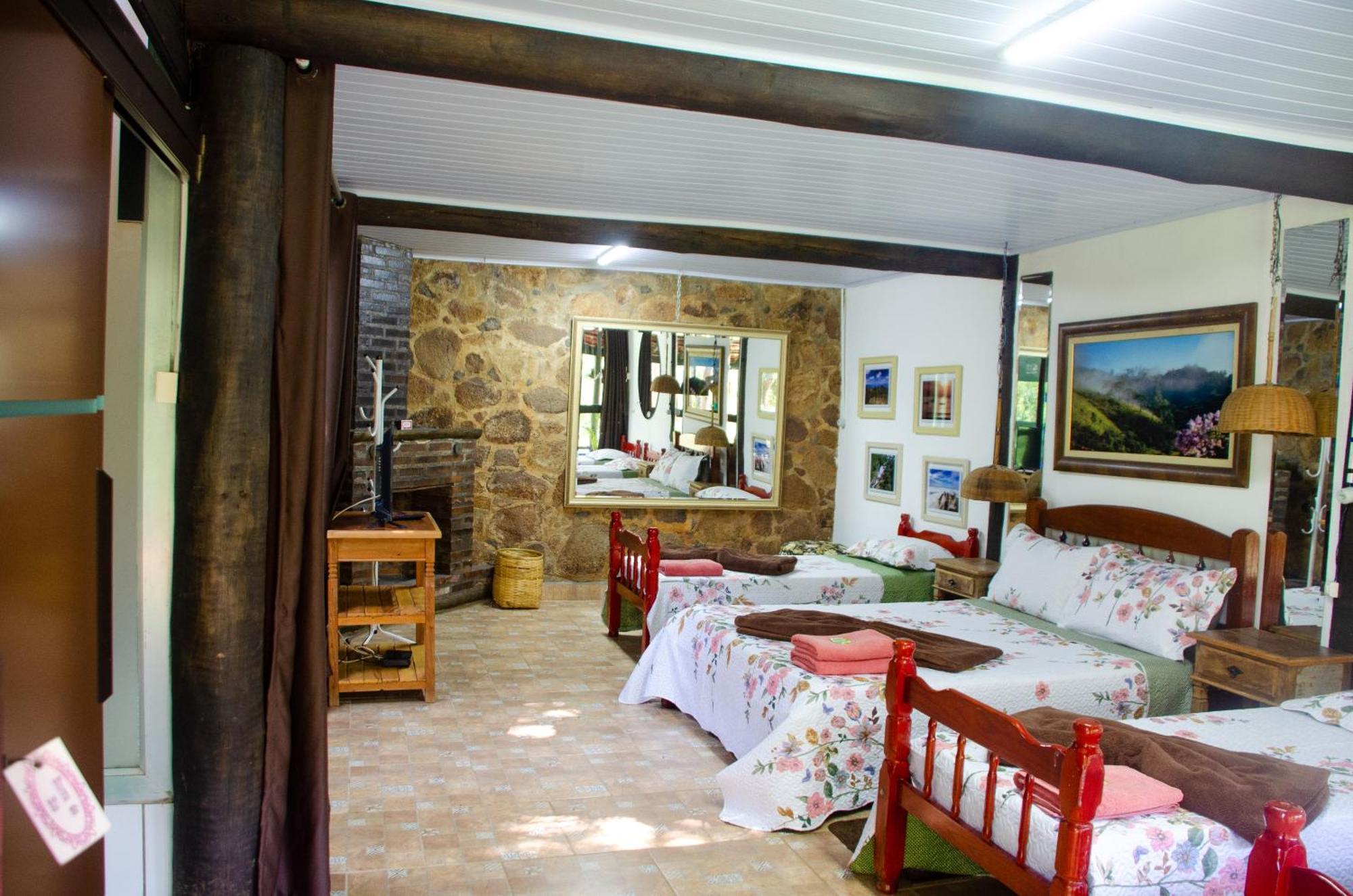 Pousada Estancia Vip Cunha Bagian luar foto